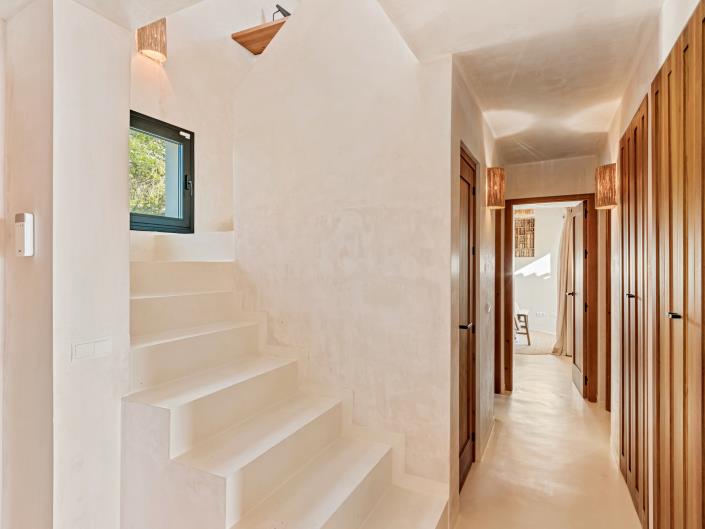 Image No.19-6 Bed Villa / Detached for sale