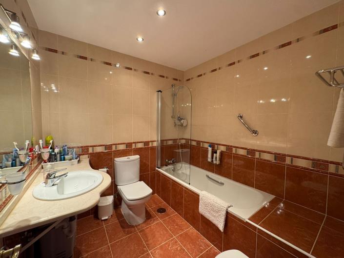 Image No.19-Maison de ville de 3 chambres à vendre à La Duquesa