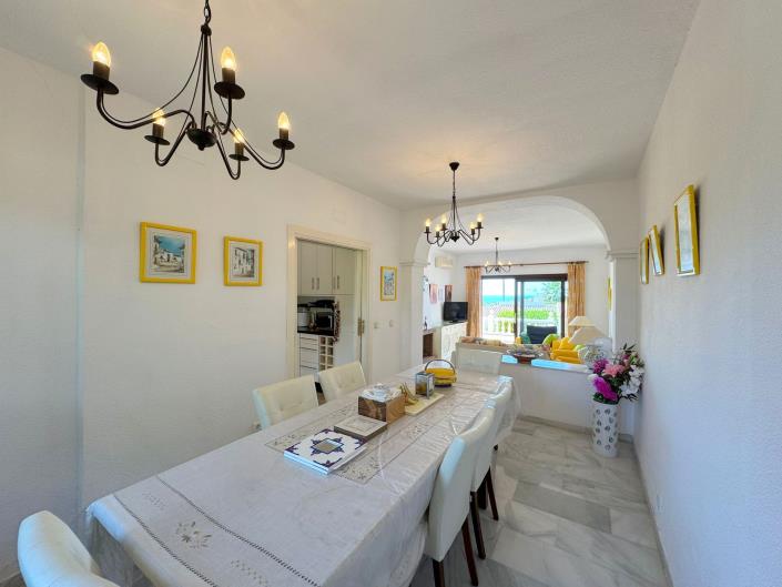 Image No.6-Maison de ville de 3 chambres à vendre à La Duquesa