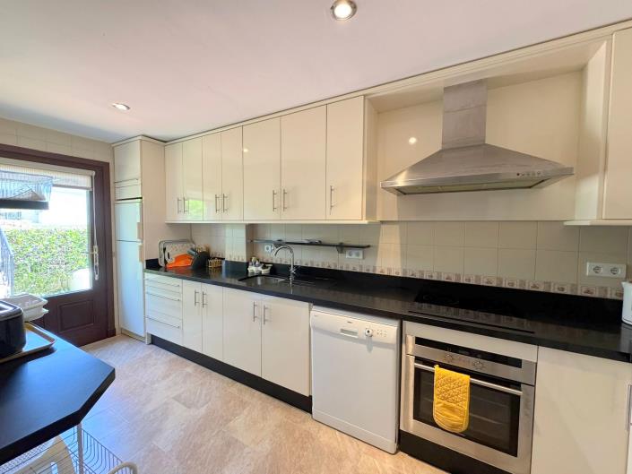 Image No.10-Maison de ville de 3 chambres à vendre à La Duquesa