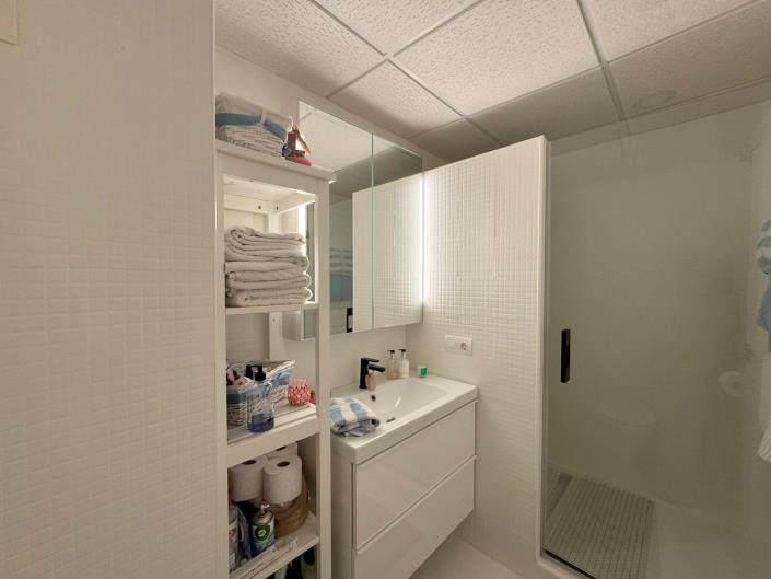 Image No.12-2 Bed Apartment for sale