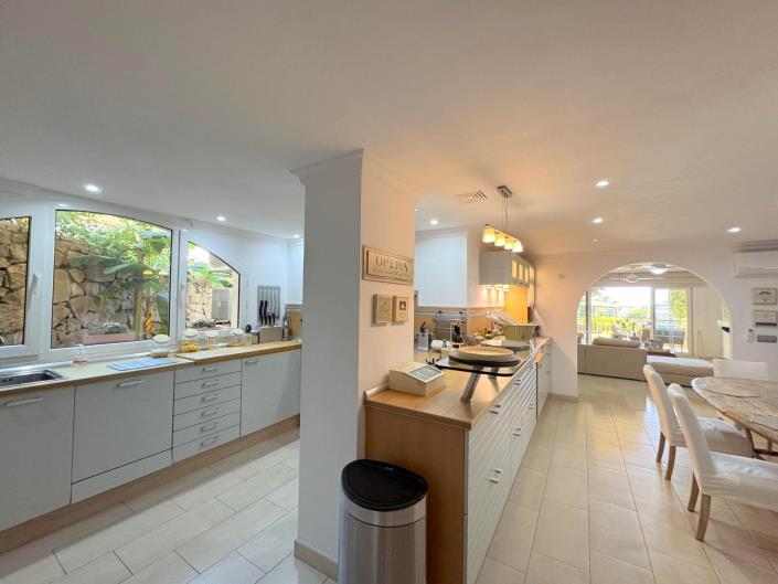 Image No.4-3 Bed Apartment for sale