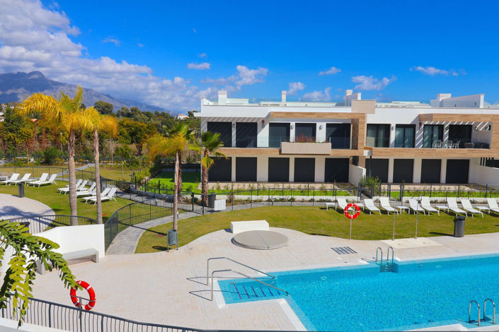 Image No.2-3 Bed Property for sale