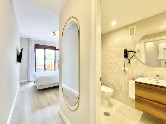 Image No.8-2 Bed Apartment for sale