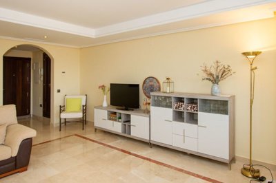 4-498bdfab4a7fcf25df40c2176acd63a0