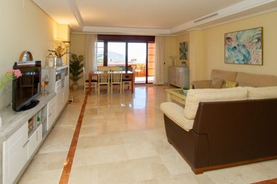 8-486e0113f924038db3f76992aac3bb44