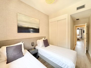 12-9d2414e6554ff283a7dbb3894364f2bd