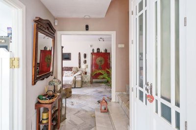 6-fa543ff60f4e104718a0562ed3ccbf30