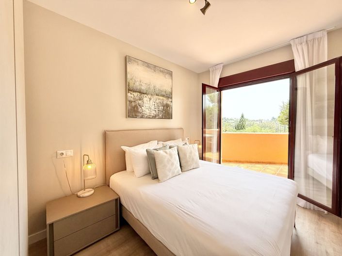 Image No.15-2 Bed Apartment for sale