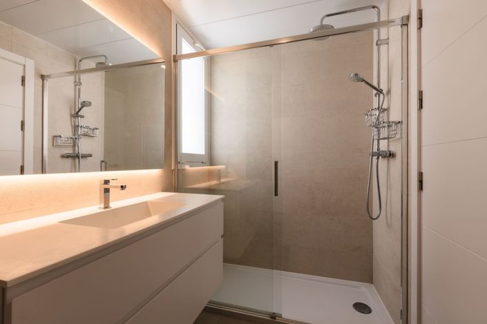 Image No.8-3 Bed Apartment for sale