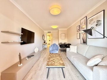 8-486e0113f924038db3f76992aac3bb44