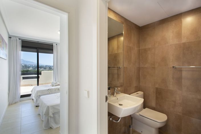 Image No.14-2 Bed Apartment for sale