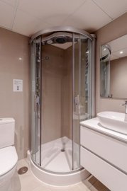 11-4d8aa6e612c0d8ce985b634e45aeea7a