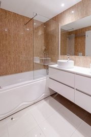 12-9d2414e6554ff283a7dbb3894364f2bd