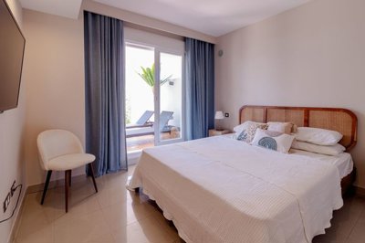 14-53d6c5e1565b8c19faf7091edaa35fd0