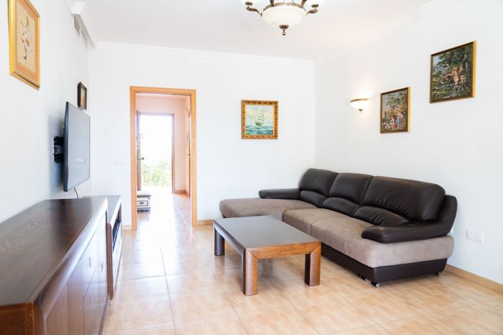 Image No.7-3 Bed House for sale