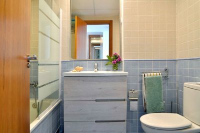 16-933207cc311deb5b807001b3861e3675