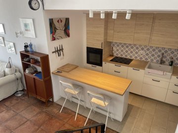 11-4d8aa6e612c0d8ce985b634e45aeea7a