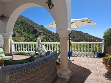 8-486e0113f924038db3f76992aac3bb44