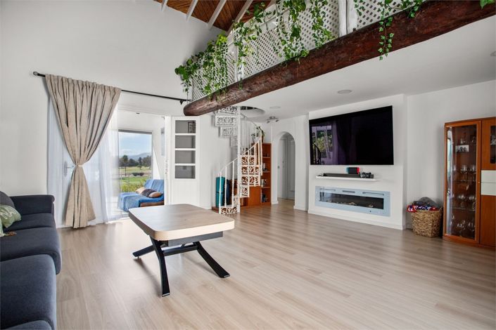 Image No.5-2 Bed Townhouse for sale