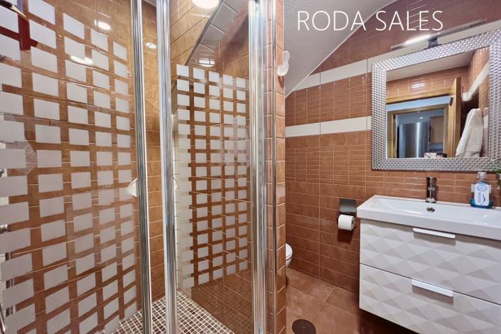 Image No.13-3 Bed Chalet for sale