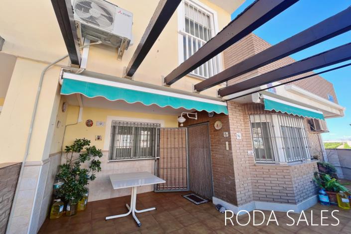 Image No.3-3 Bed Townhouse for sale