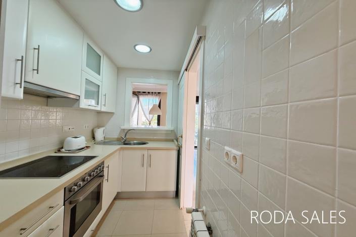 Image No.10-2 Bed Townhouse for sale