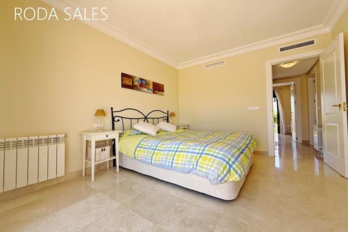 Image No.24-2 Bed Townhouse for sale