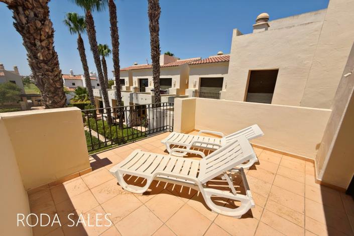 Image No.25-2 Bed Townhouse for sale