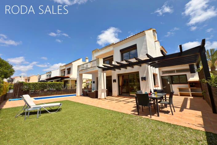 Image No.23-3 Bed Villa / Detached for sale