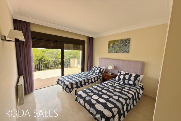 Image No.18-3 Bed Villa / Detached for sale