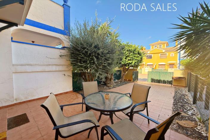 Image No.8-2 Bed Townhouse for sale