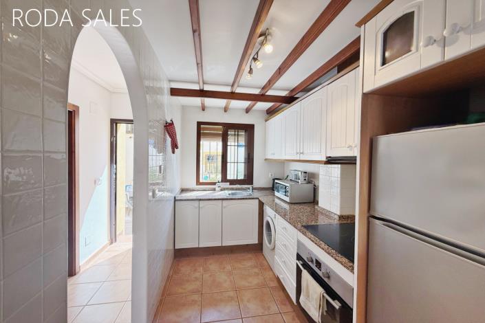 Image No.12-2 Bed Townhouse for sale