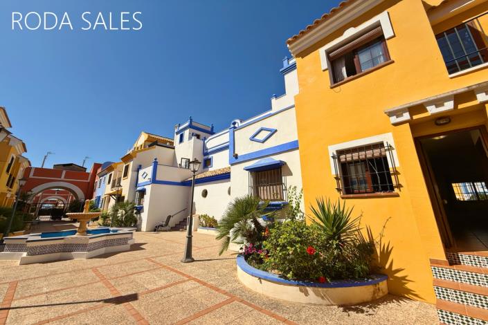 Image No.16-2 Bed Townhouse for sale