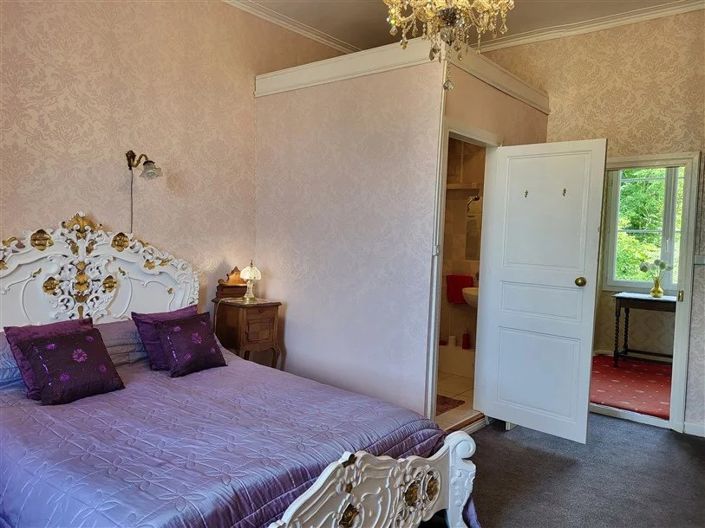 Image No.13-9 Bed Chateaux for sale