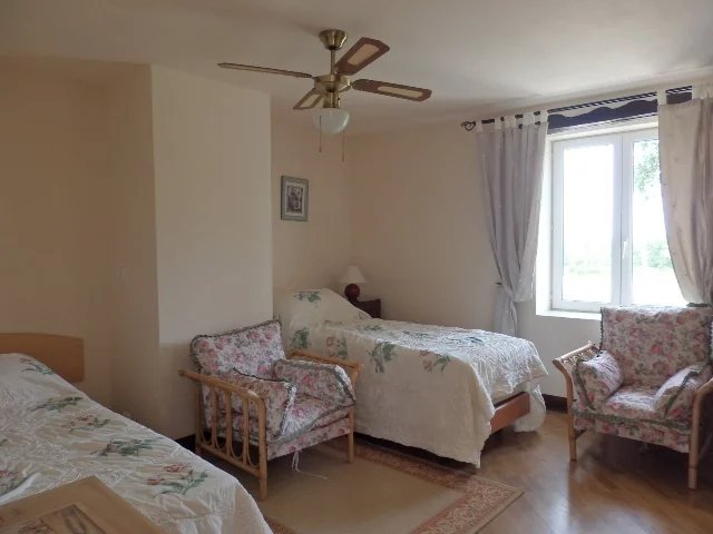 Image No.20-Maison de 6 chambres à vendre à Le Dorat