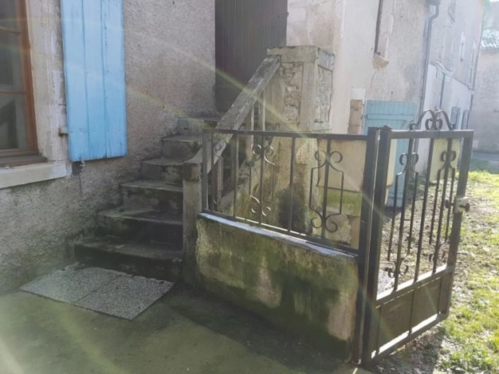 Image No.10-Maison de 2 chambres à vendre à Saint-Savin