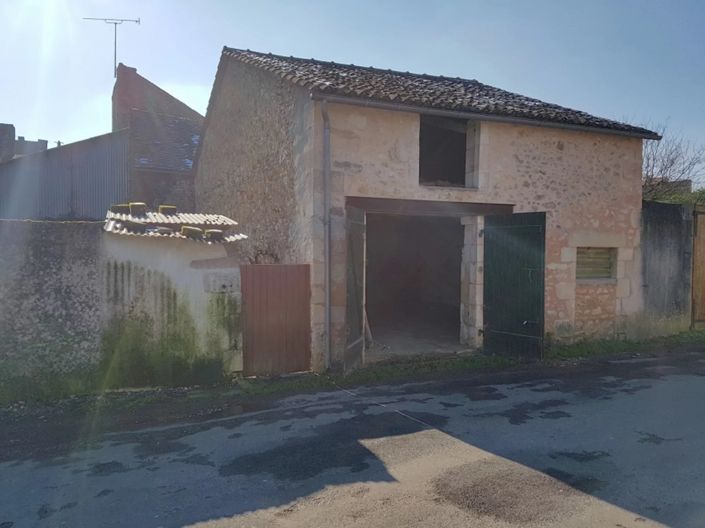 Image No.12-Maison de 2 chambres à vendre à Saint-Savin