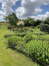 281136872daaf1b1e9829d6c7c695e5247811051fa104