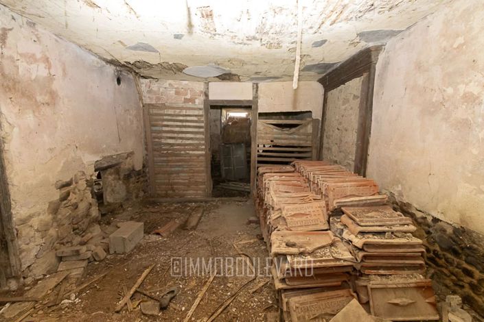 Image No.14-2 Bed House for sale