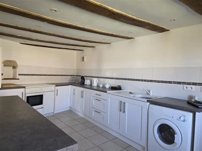 Image No.11-Maison de 6 chambres à vendre à Magnac-Laval