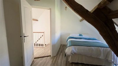 ea293e7d255055a877b03591b78853448e0bfd4c51838