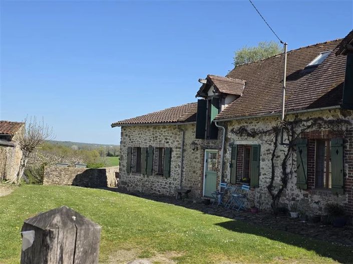 Image No.5-Maison de 6 chambres à vendre à Magnac-Laval