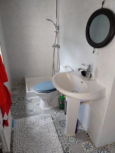 Image No.11-3 Bed House for sale