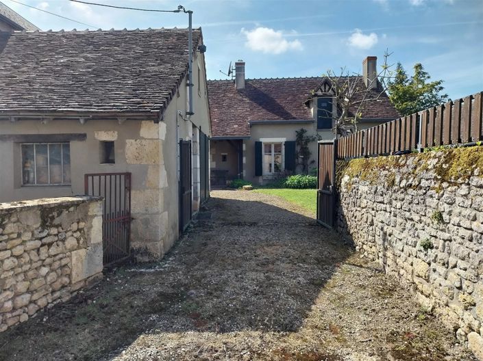 Image No.11-2 Bed House for sale