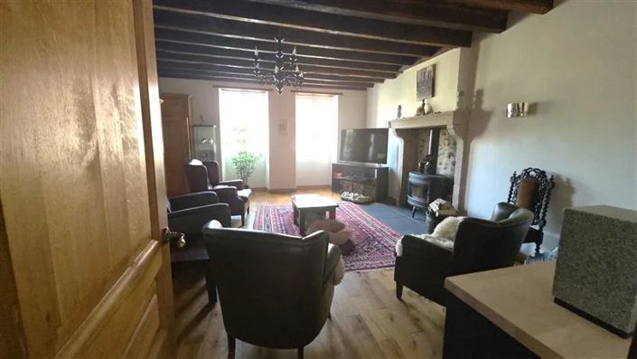 Image No.6-2 Bed House for sale