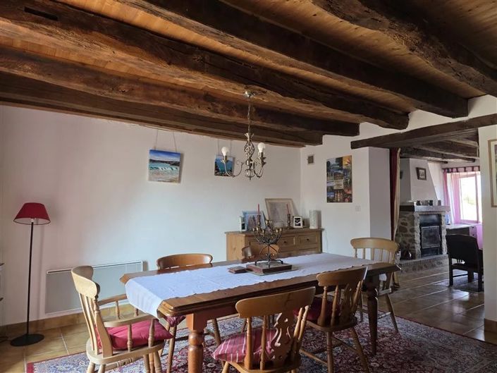 Image No.7-2 Bed House for sale