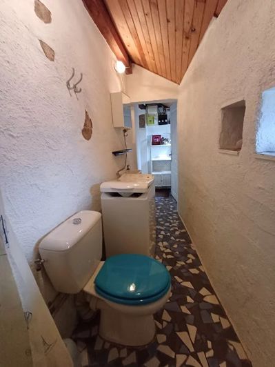 Image No.10-2 Bed House for sale