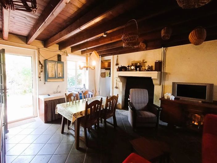 Image No.7-2 Bed House for sale