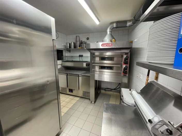 Image No.9-Commercial à vendre à Saint-Savin